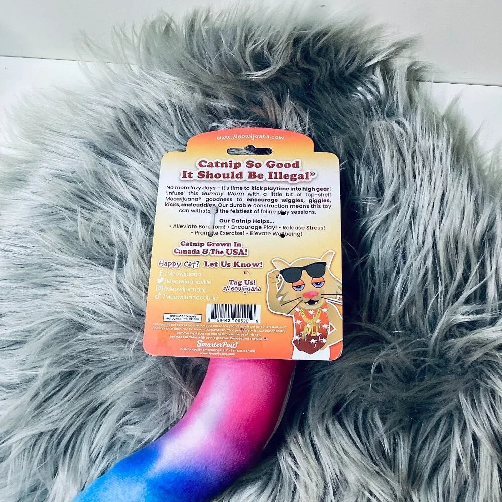 Meowijuana Get Kickin'! Gummy Worm Refillable Catnip Toy NWT
